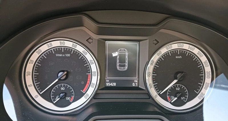 Skoda Octavia cena 35800 przebieg: 95428, rok produkcji 2018 z Łódź małe 301